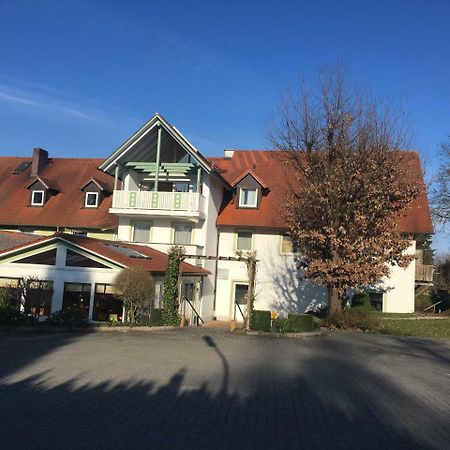 Gasthof Lindenwirt 登肯多夫 外观 照片