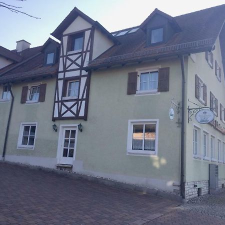 Gasthof Lindenwirt 登肯多夫 外观 照片