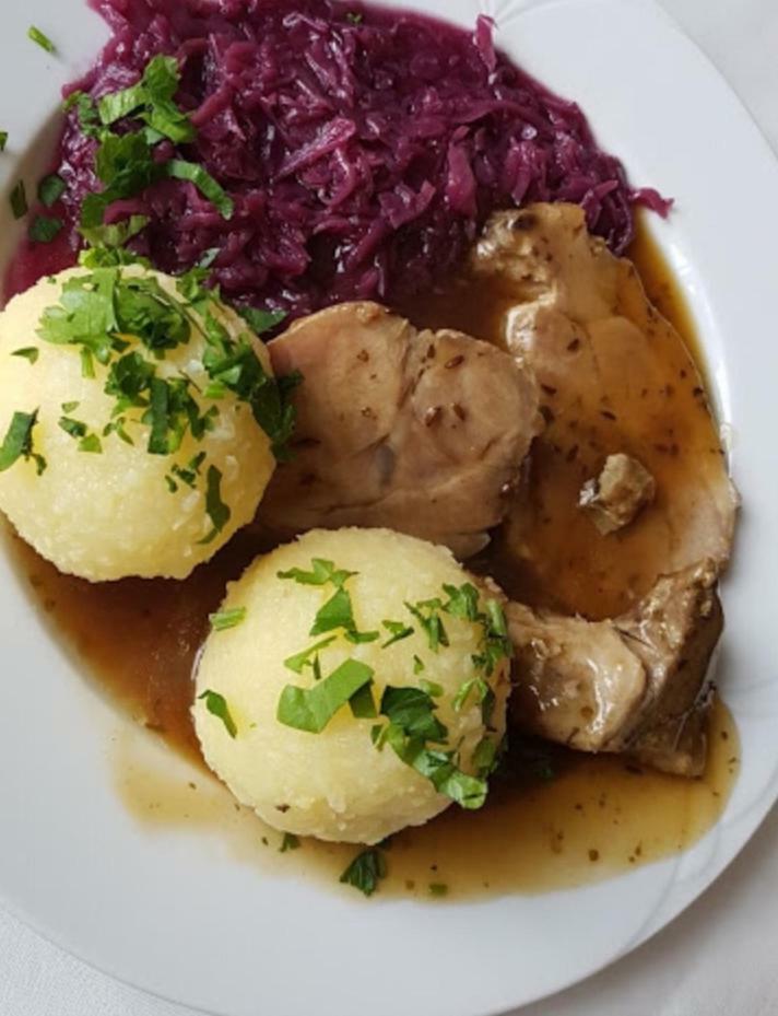 Gasthof Lindenwirt 登肯多夫 外观 照片